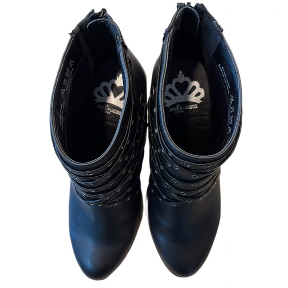 Fergalicious Fergie Windy Black Heeled Ankle Boots Studded Nice Condition 7.5M - Picture 5 of 7
